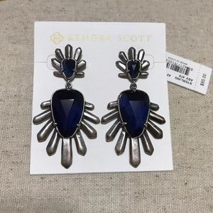 Kendra Scott Sterling Earrings in Navy Cat’s Eye